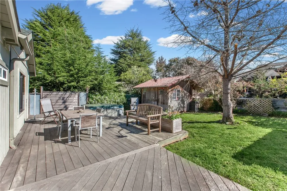 2918 Burton Drive Cambria, CA 93428