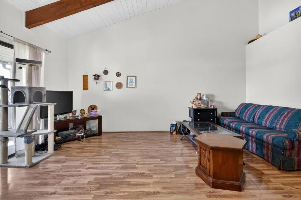 158 Kern Street #10 Salinas, CA 93905