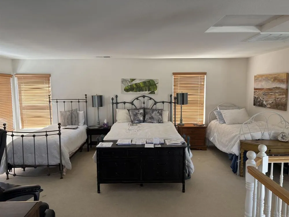 6033 Patmos Way Oceanside, CA 92056