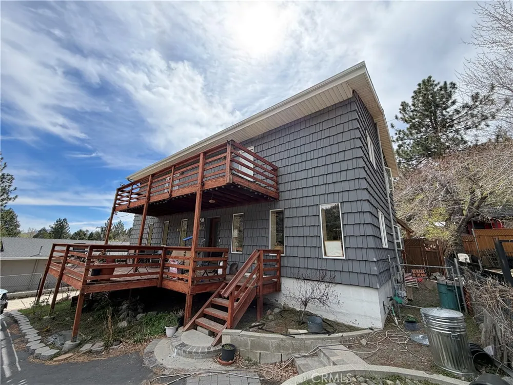 839 Apple Wrightwood, CA 92397
