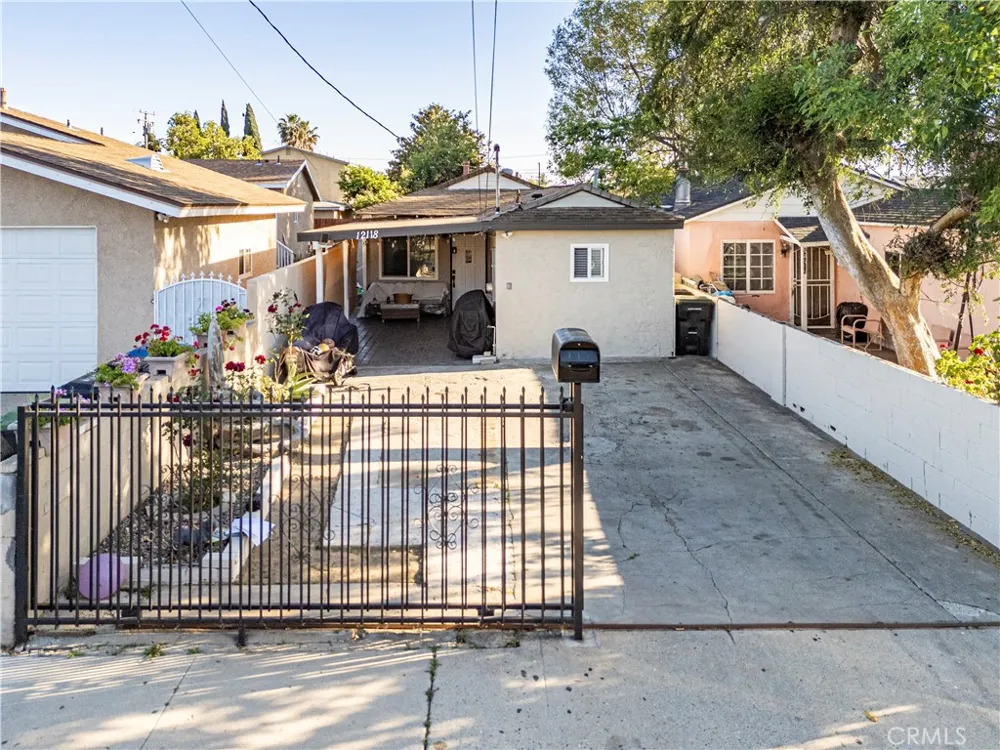 12118 Barnwall Norwalk, CA 90650