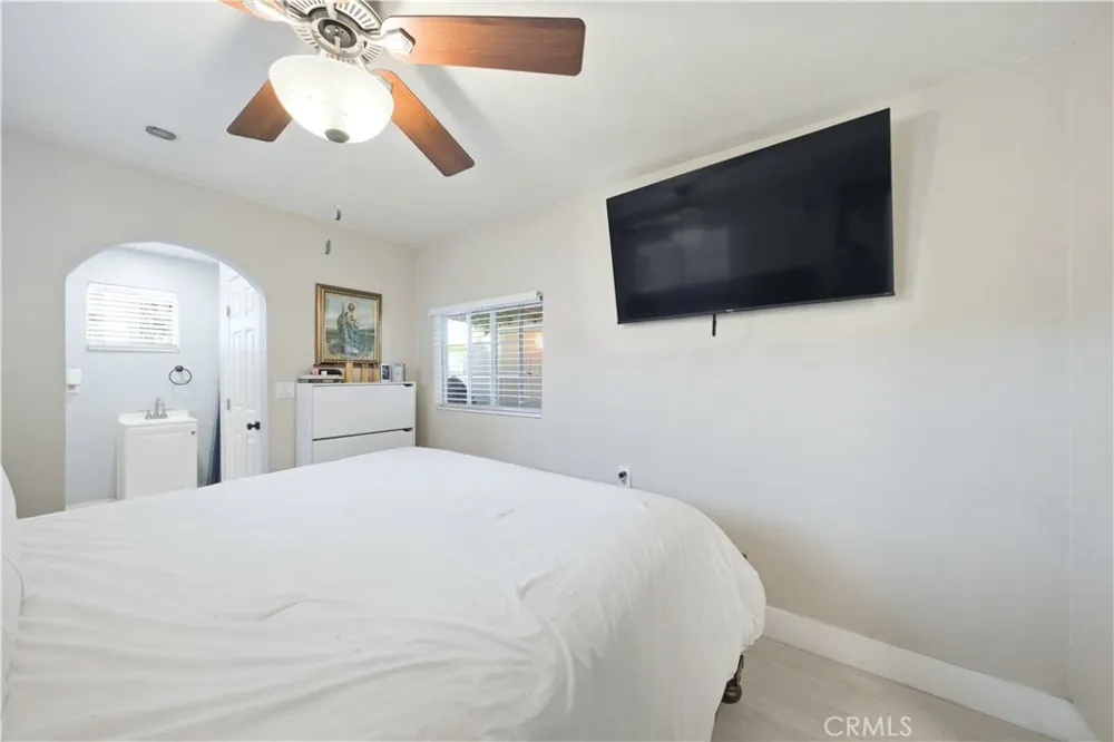 12118 Barnwall Norwalk, CA 90650