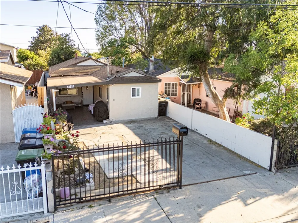 12118 Barnwall Norwalk, CA 90650