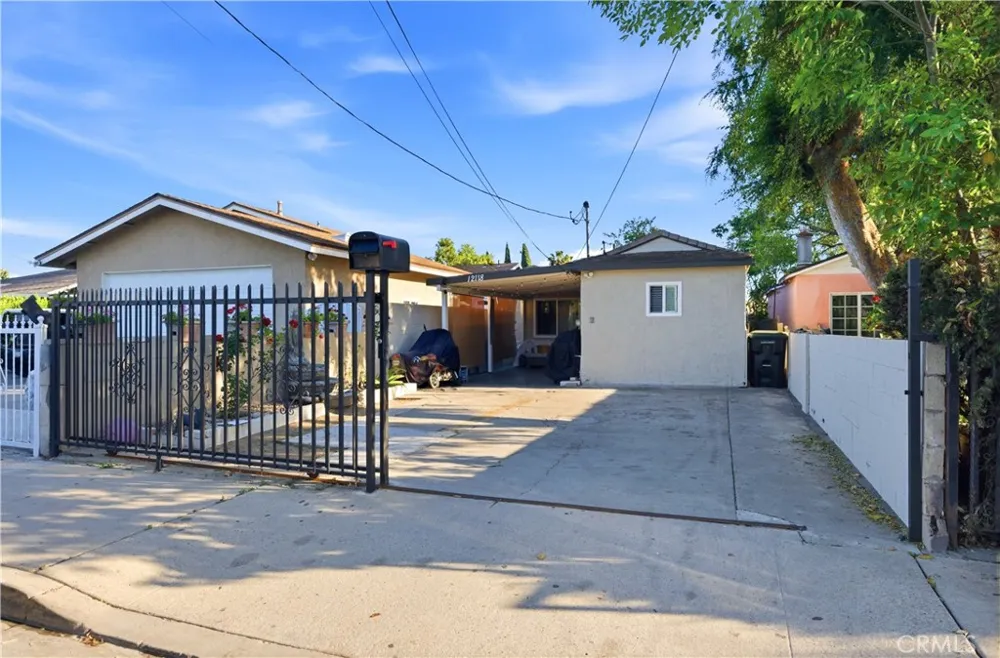 12118 Barnwall Norwalk, CA 90650