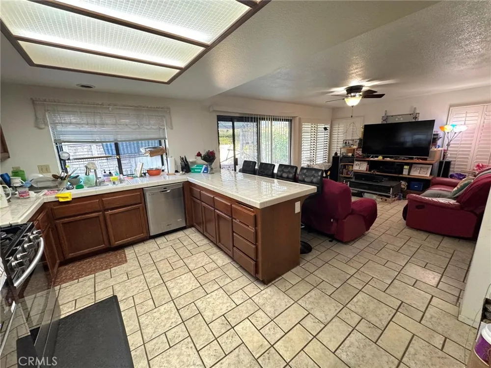 2016 Driftstone Glendora, CA 91740
