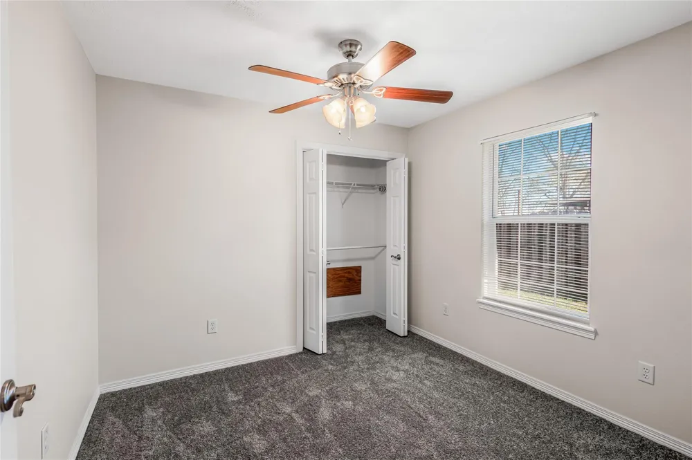 1002 Copperas Bend Caldwell, TX 77836