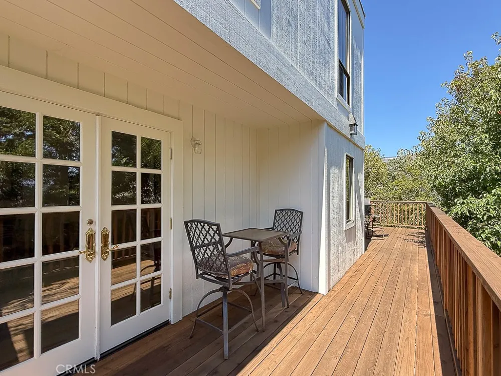1570 Richard Cambria, CA 93428