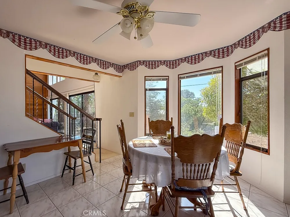 1570 Richard Cambria, CA 93428