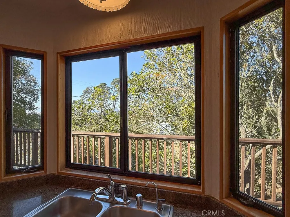 1570 Richard Cambria, CA 93428