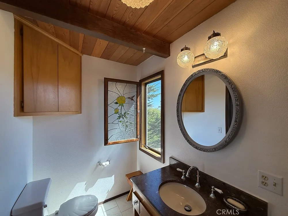 1570 Richard Cambria, CA 93428