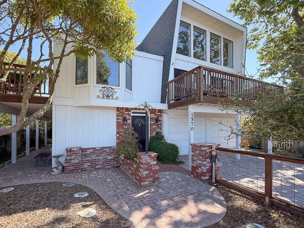 1570 Richard Cambria, CA 93428