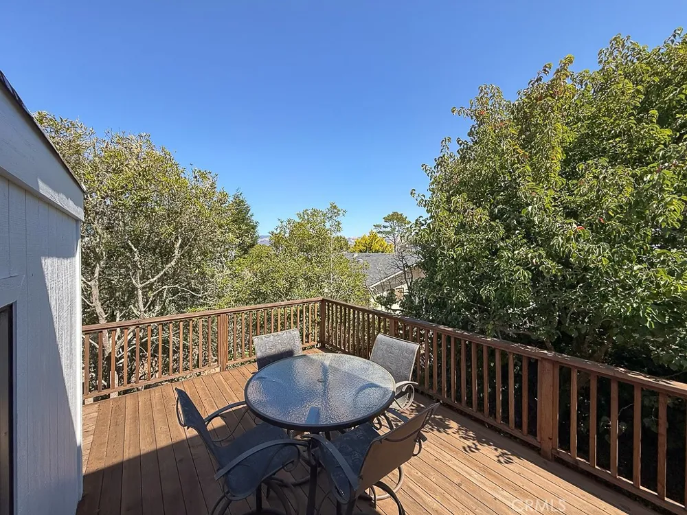 1570 Richard Cambria, CA 93428
