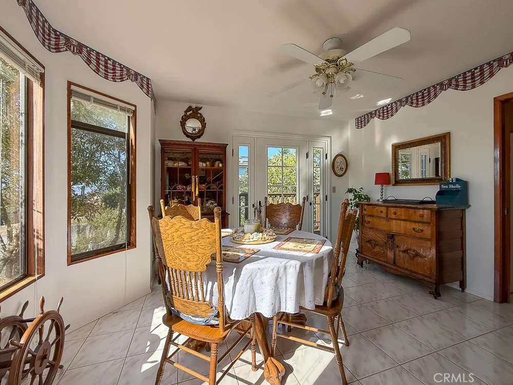 1570 Richard Cambria, CA 93428