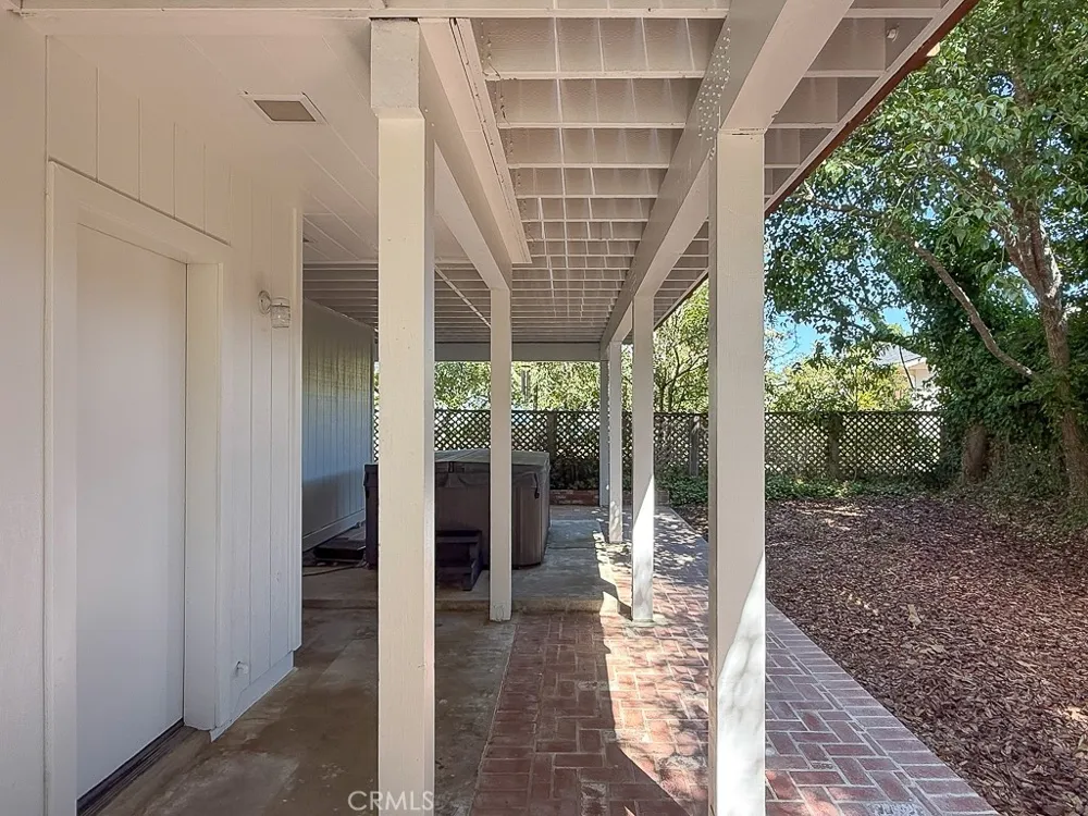 1570 Richard Cambria, CA 93428