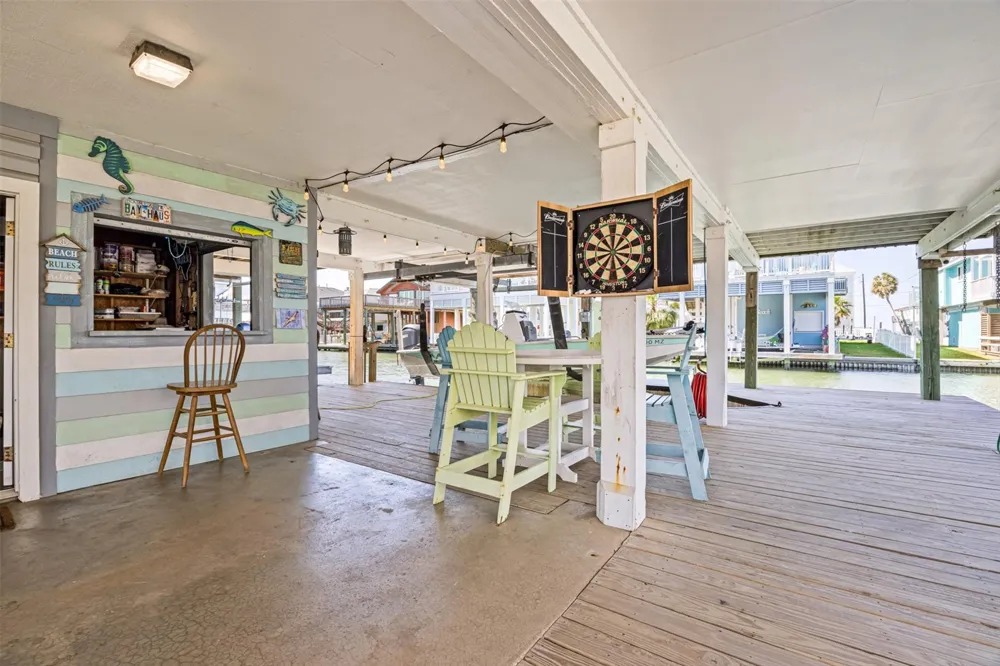 22028 Deaf P Smith Drive Galveston, TX 77554