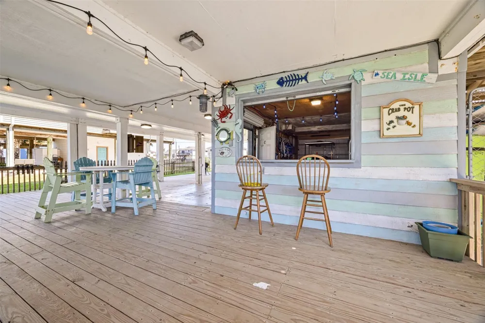 22028 Deaf P Smith Drive Galveston, TX 77554