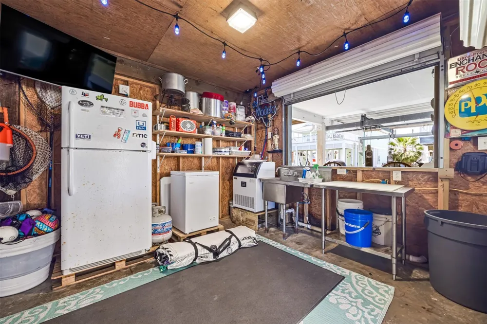 22028 Deaf P Smith Drive Galveston, TX 77554