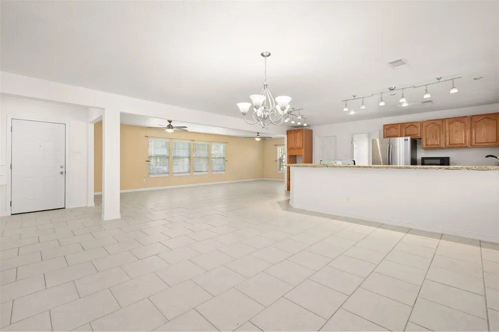 2206 Wimcrest Street Galveston, TX 77551