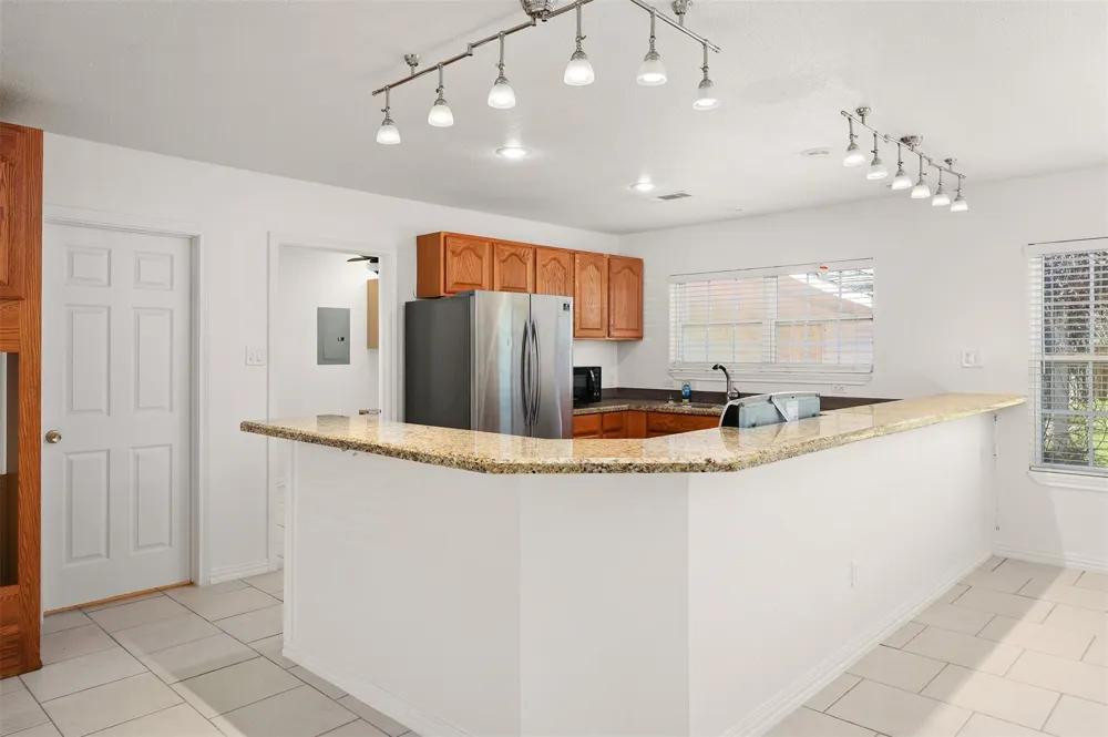 2206 Wimcrest Street Galveston, TX 77551