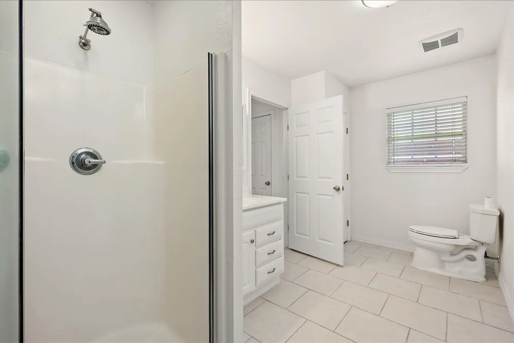 2206 Wimcrest Street Galveston, TX 77551