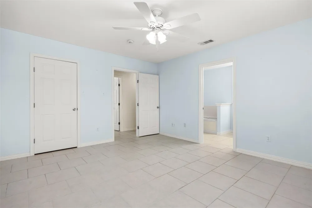 2206 Wimcrest Street Galveston, TX 77551