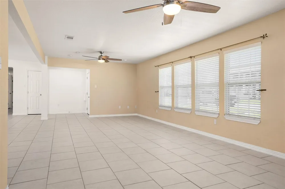 2206 Wimcrest Street Galveston, TX 77551