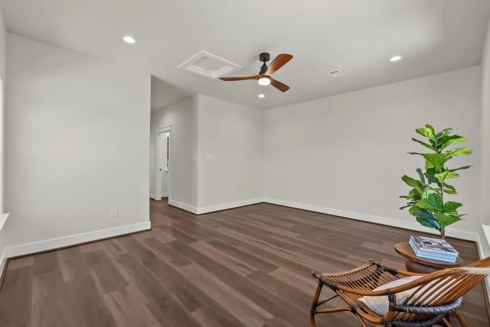125 4th Street San Leon, TX 77539