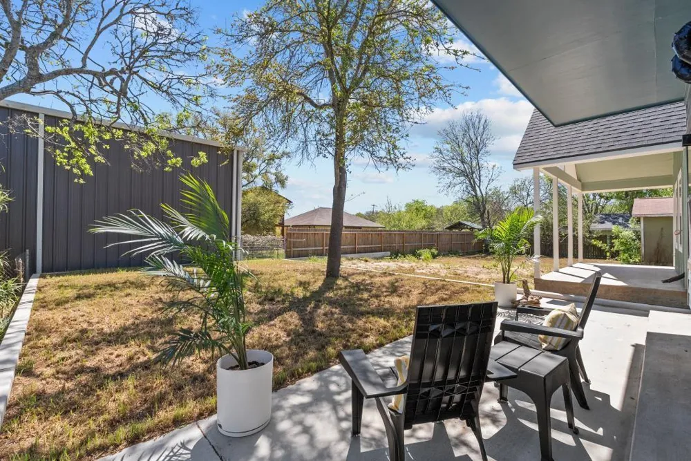 125 4th Street San Leon, TX 77539