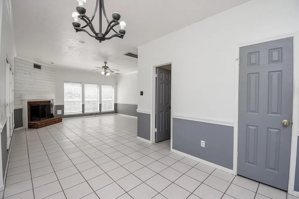 4311 Glen Avon Drive Pasadena, TX 77505