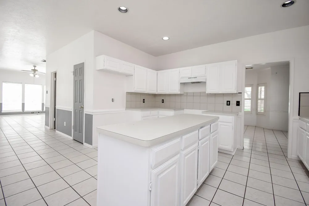 4311 Glen Avon Drive Pasadena, TX 77505