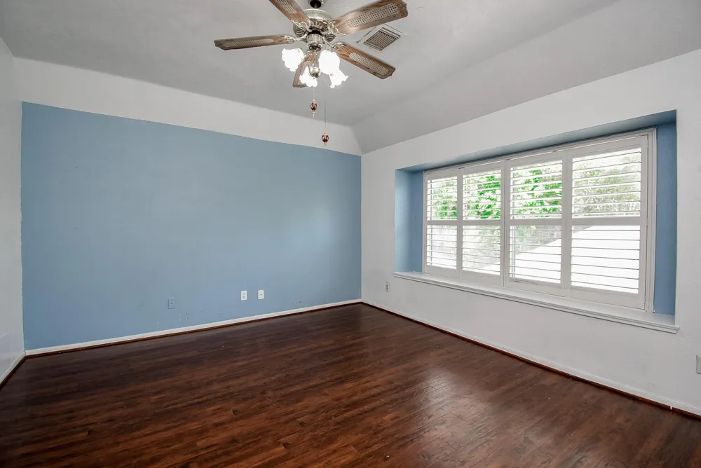 4311 Glen Avon Drive Pasadena, TX 77505