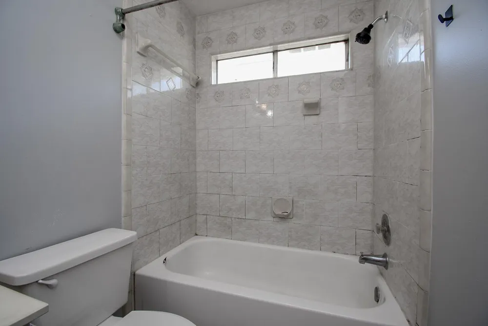 4311 Glen Avon Drive Pasadena, TX 77505