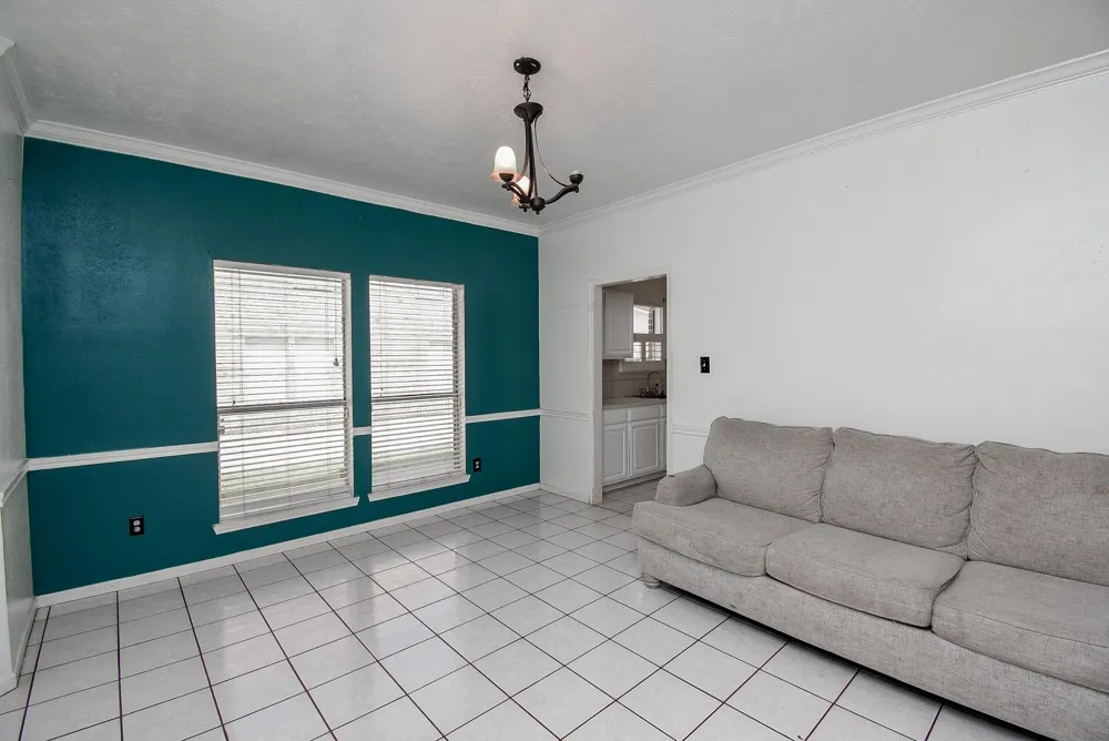 4311 Glen Avon Drive Pasadena, TX 77505