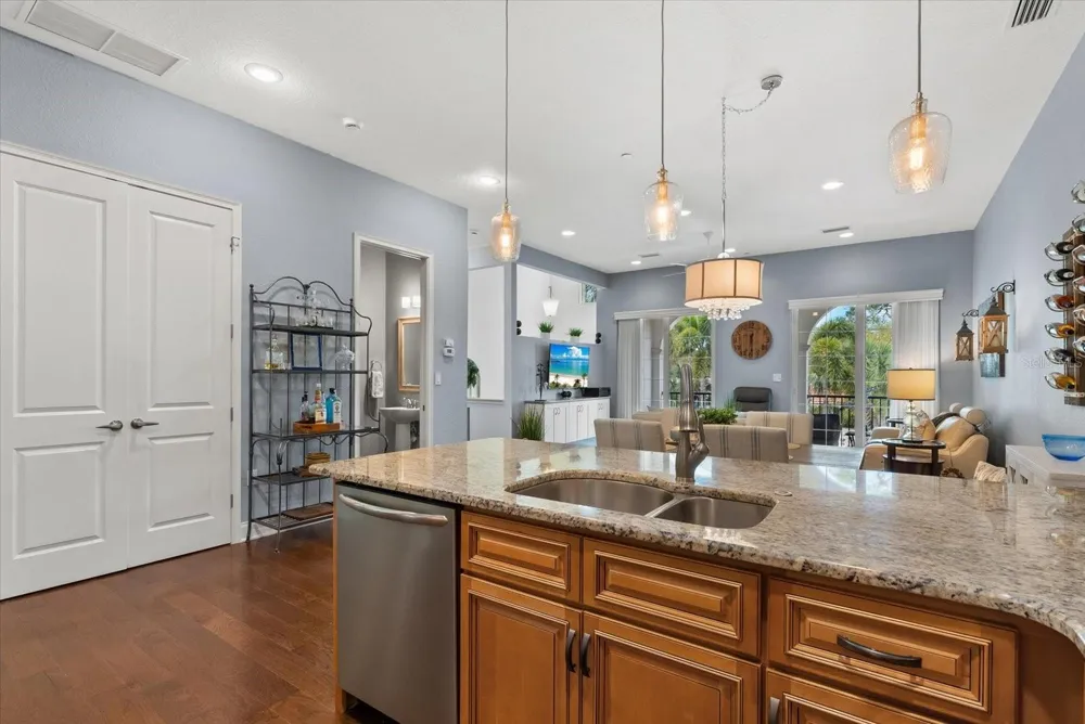 429 NOKOMIS AVENUE S Venice, FL 34285