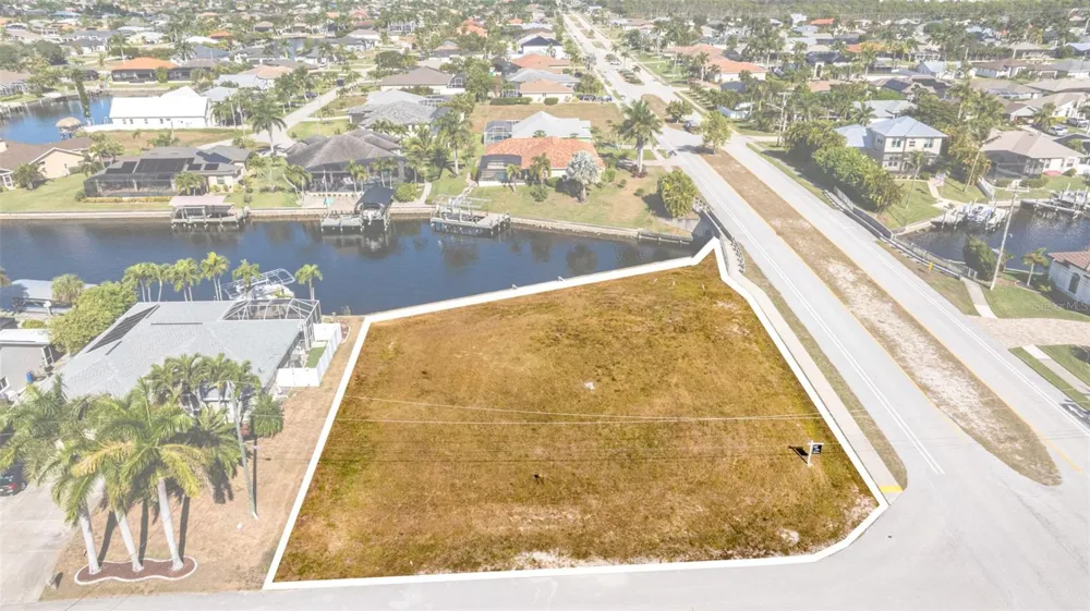 2503 SW 41ST STREET Cape Coral, FL 33914