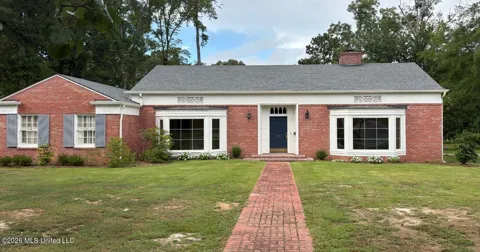 16839 E Main