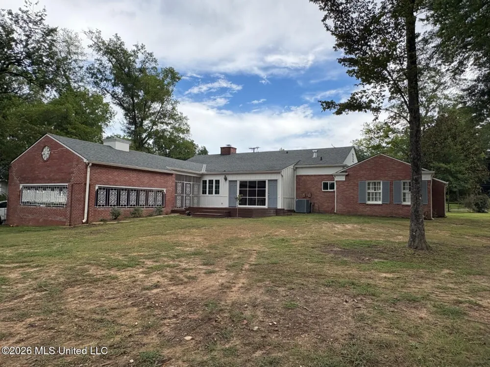 16839 E Main Louisville, MS 39339