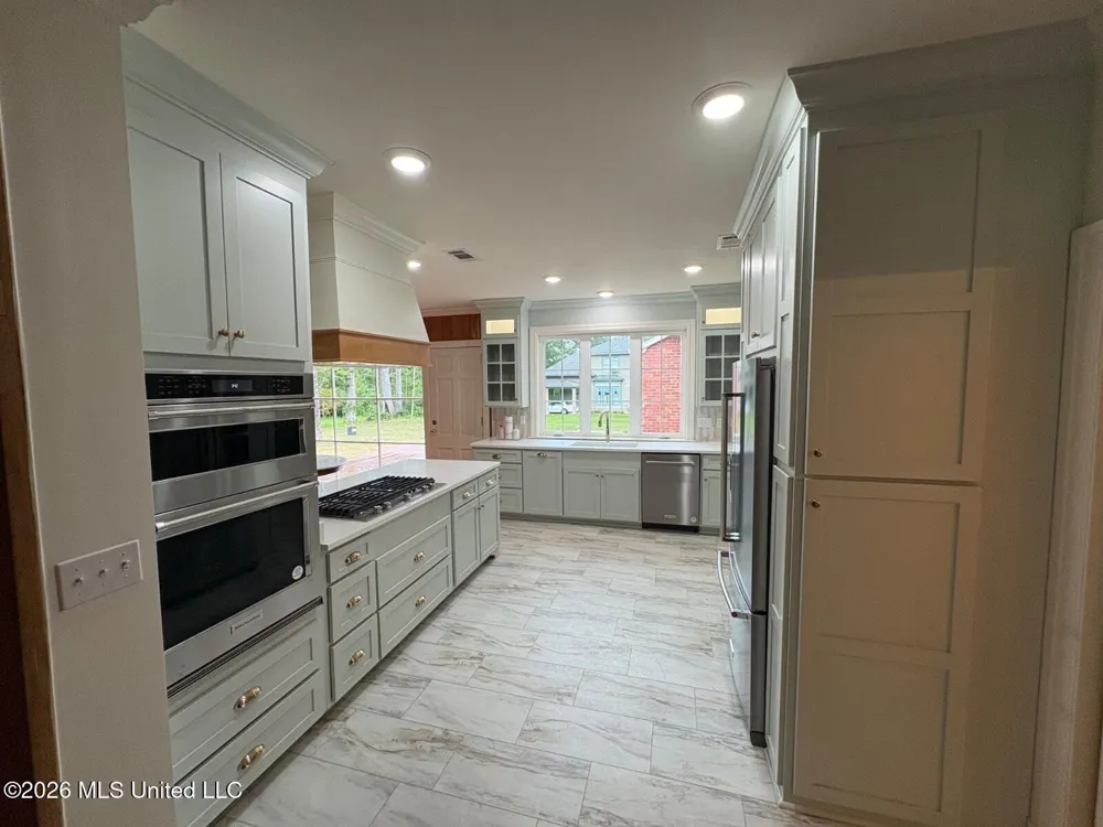 16839 E Main Louisville, MS 39339