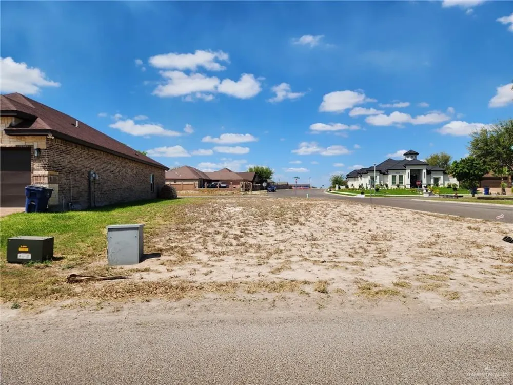 504 Kika De La Garza Boulevard La Joya, TX 78560