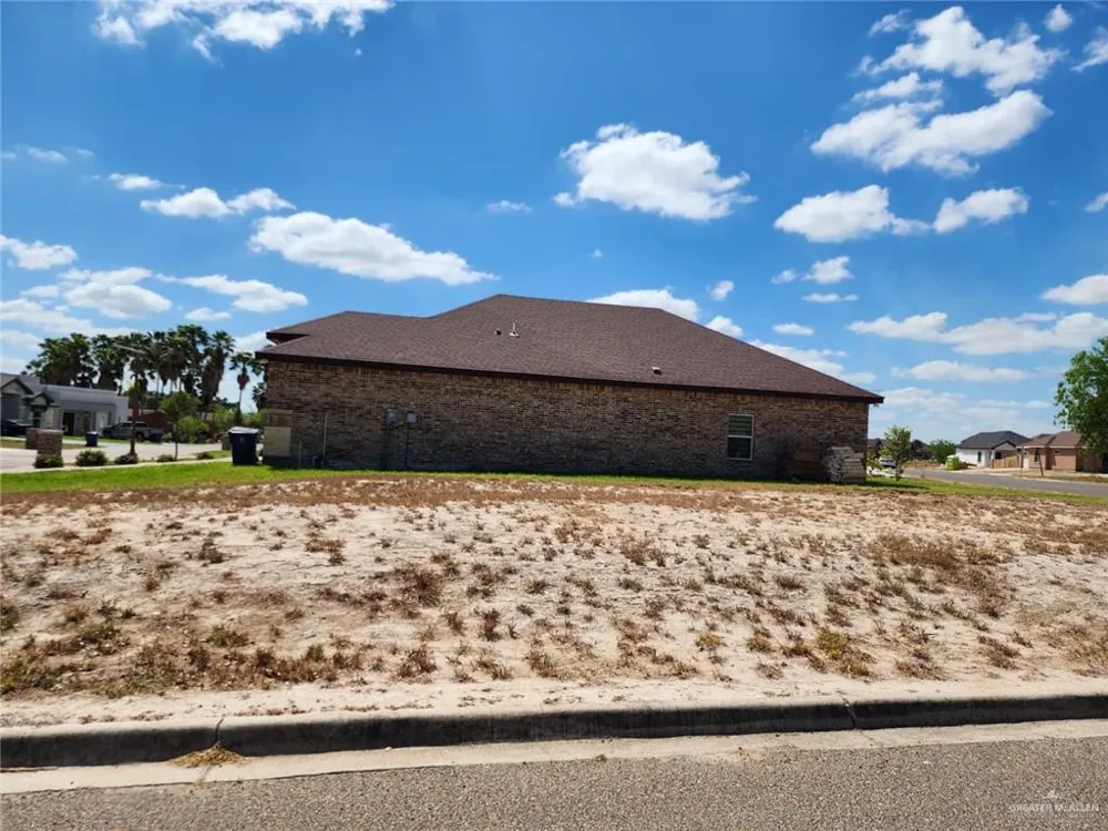 504 Kika De La Garza Boulevard La Joya, TX 78560