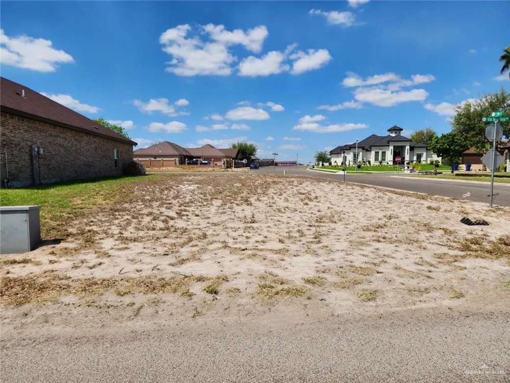 504 Kika De La Garza Boulevard La Joya, TX 78560