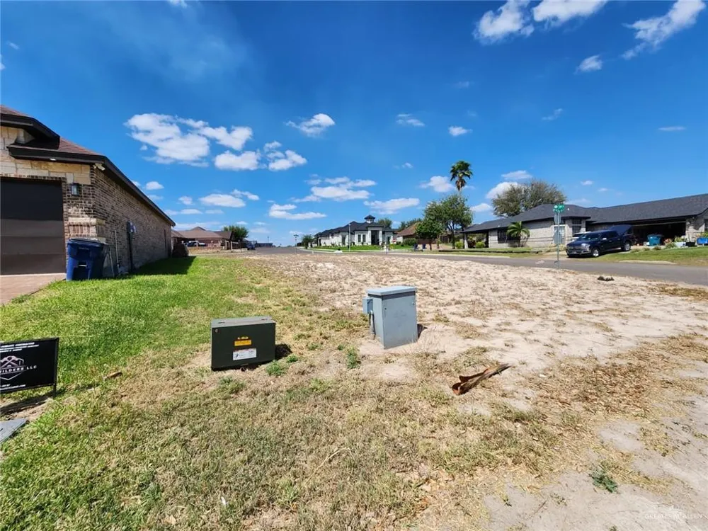 504 Kika De La Garza Boulevard La Joya, TX 78560