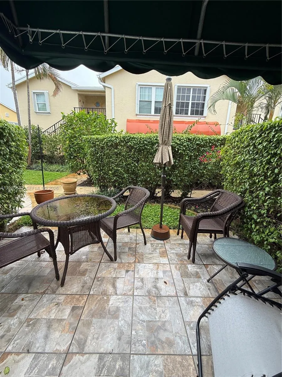 608 Waterside Dr #608 Hypoluxo, FL 33462