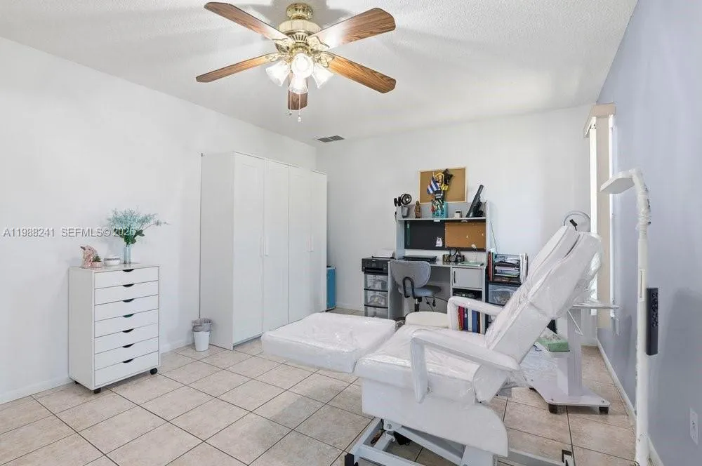 3270 Deer Lick CT Kissimmee, FL 34746