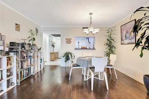 1100 Colony Point Cir #302