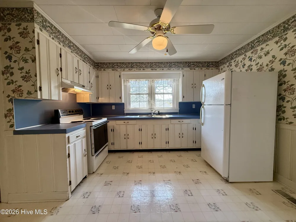 2996 Us Highway 64 W Plymouth, NC 27962
