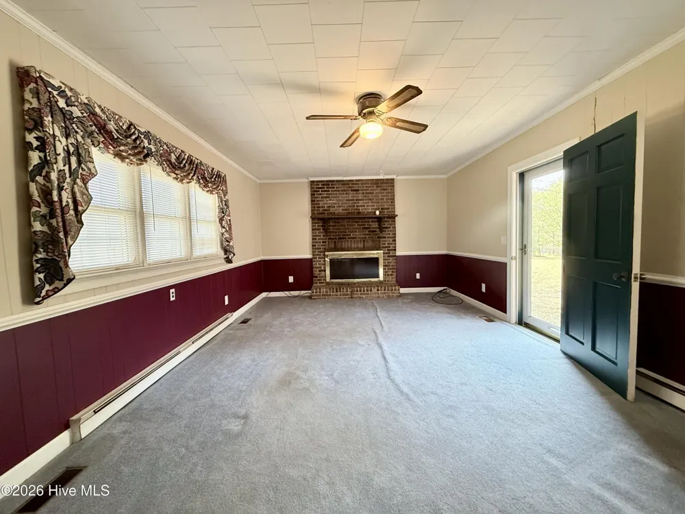 2996 Us Highway 64 W Plymouth, NC 27962