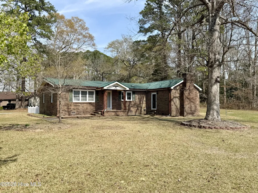 2996 Us Highway 64 W Plymouth, NC 27962