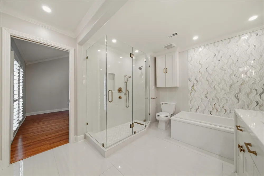 4716 Post Oak Timber Drive Houston, TX 77056