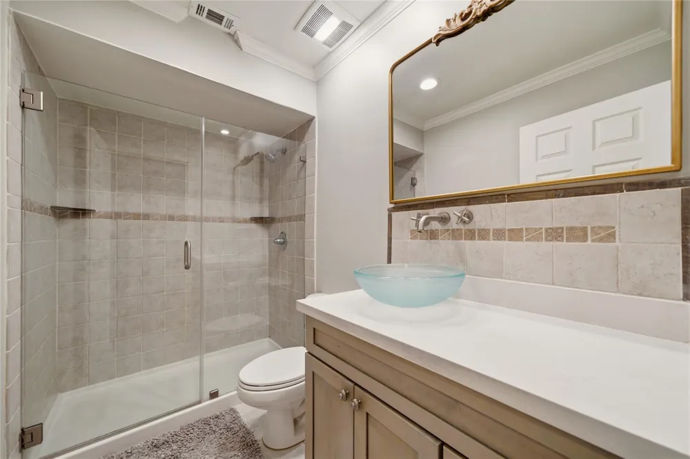 4716 Post Oak Timber Drive Houston, TX 77056